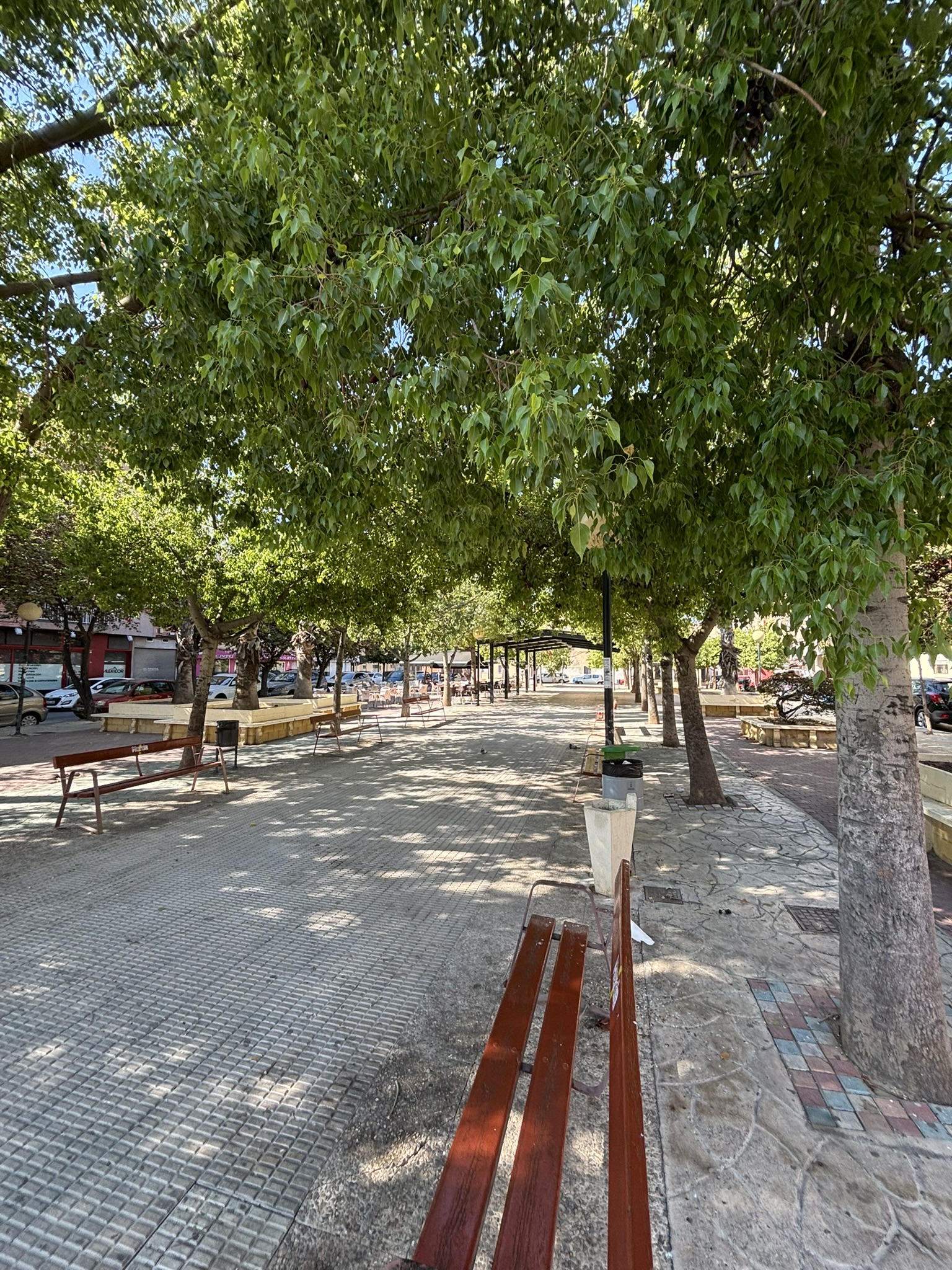 Vista 1 de la plaza Artesanos del Belén