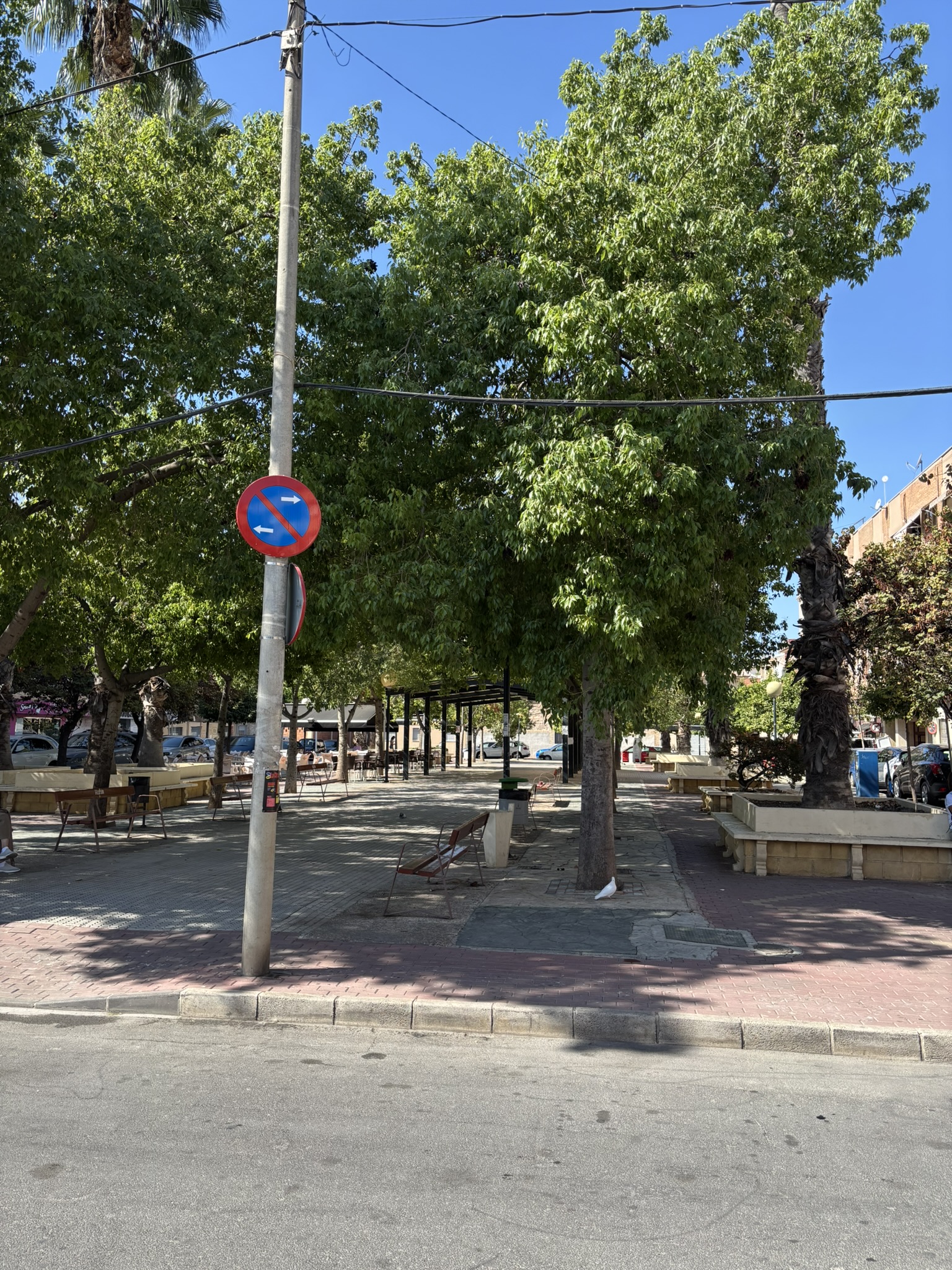 Vista 4 de la plaza Artesanos del Belén